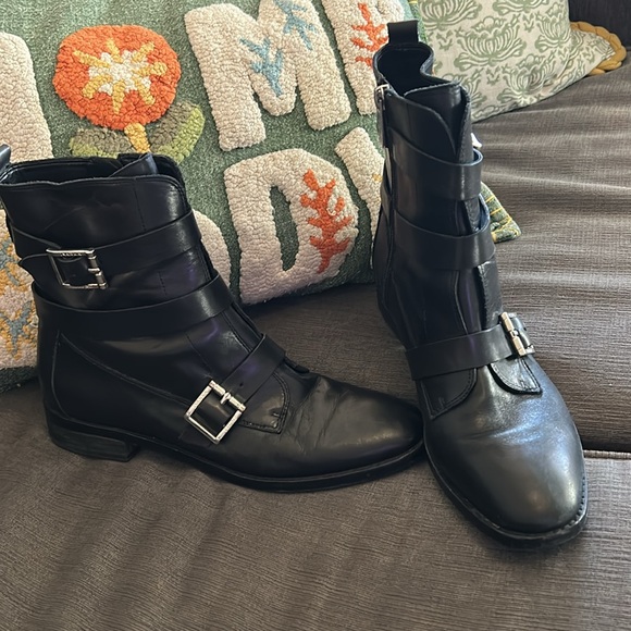 Black Moto Boot - Picture 7 of 10